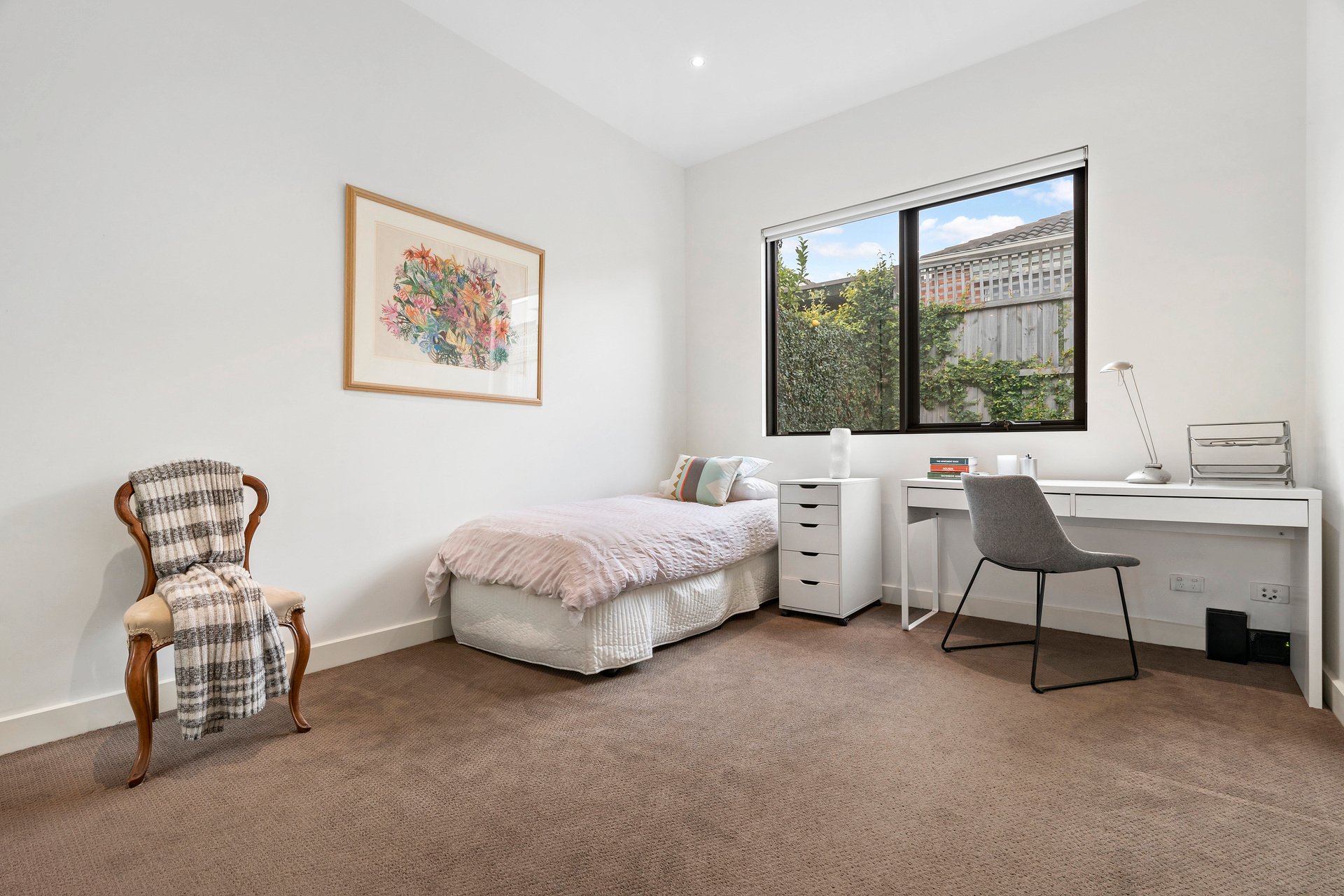 Property Gallery Thumbnail 11