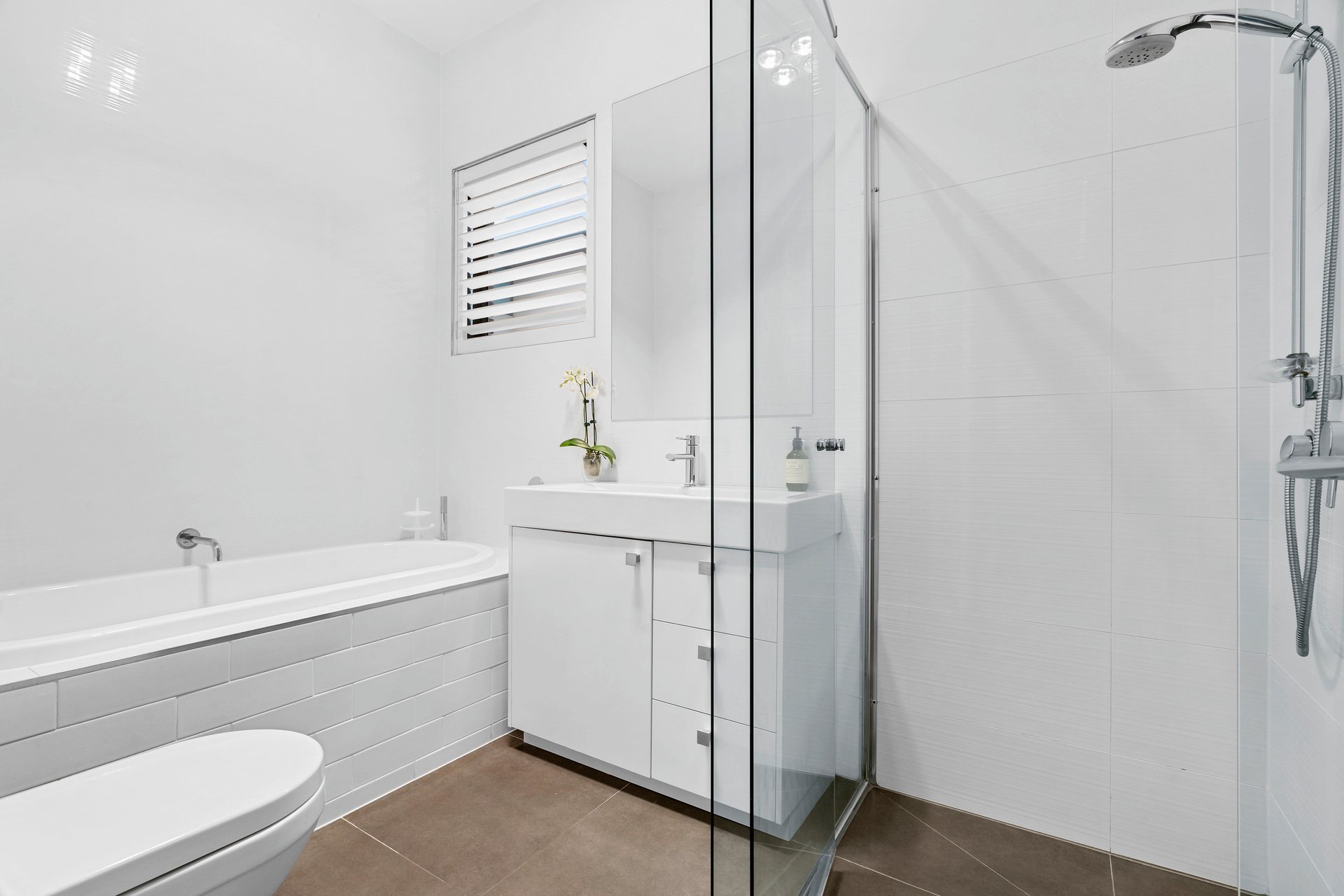 Property Gallery Thumbnail 12