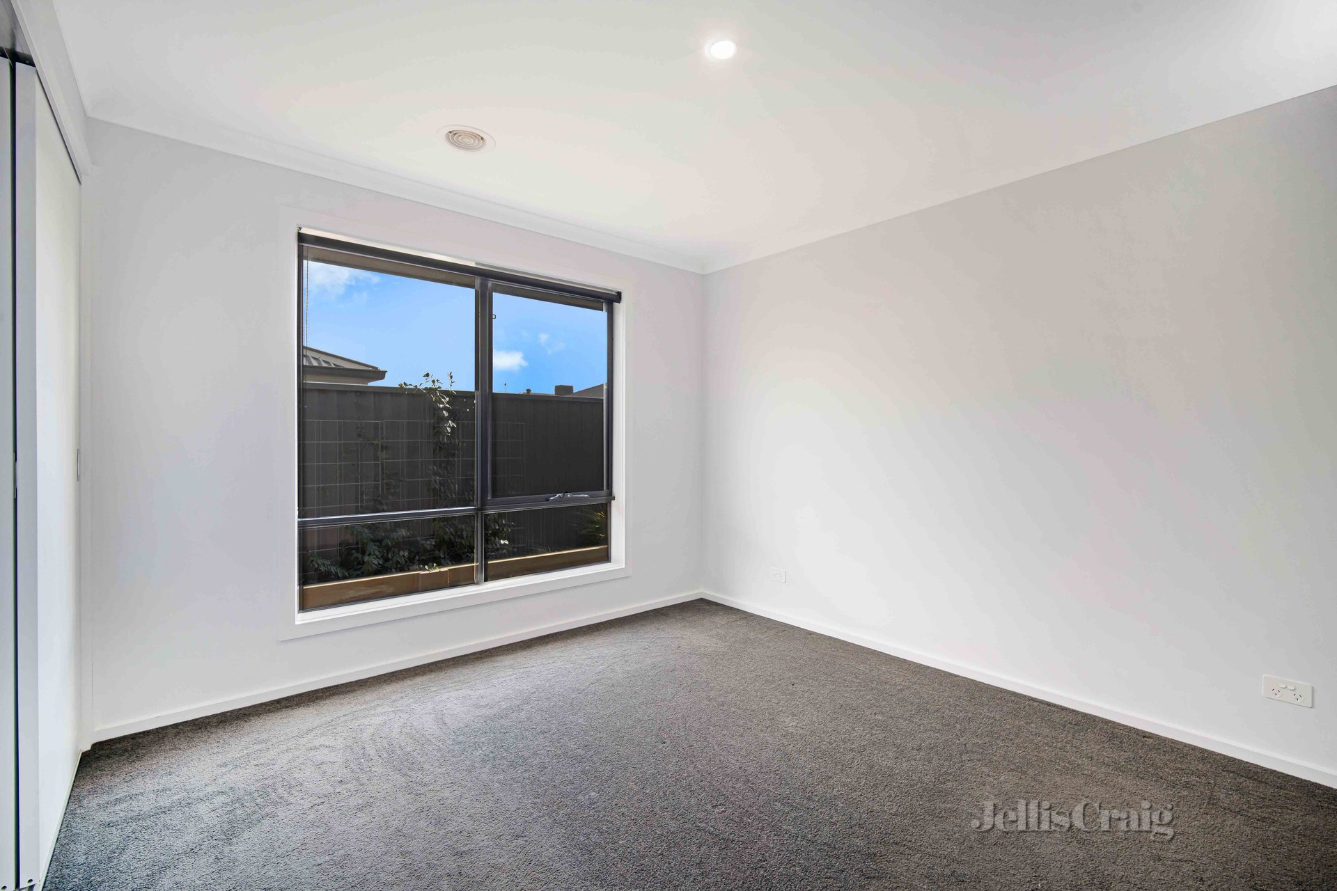 25 Leitrim Street, Alfredton image 7