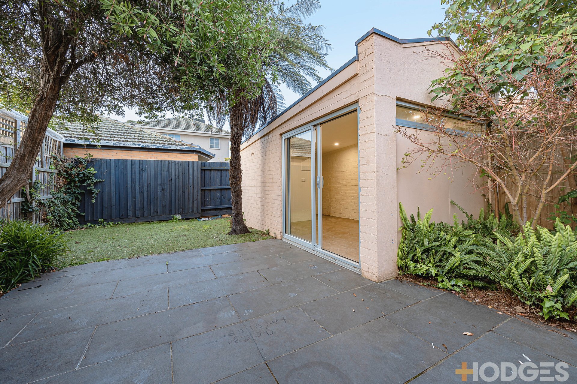 25 Lennox Street HAWTHORN