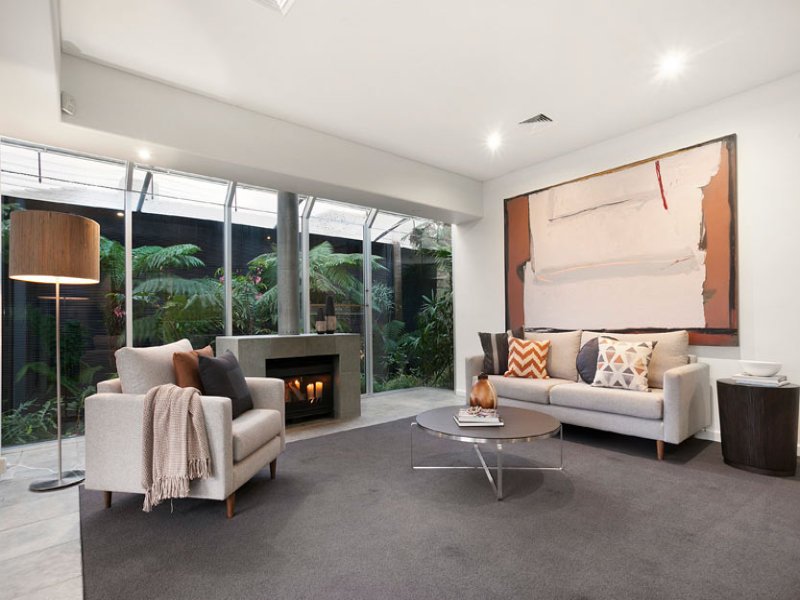 25 Littlewood Street, Hampton image 2