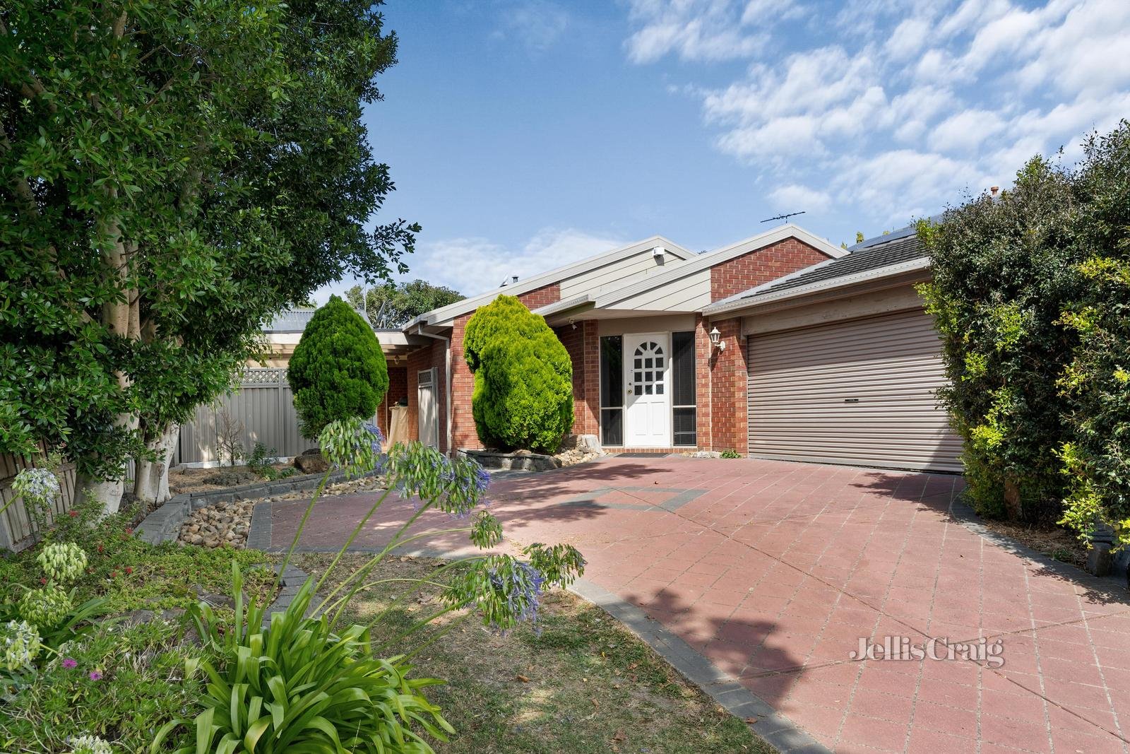 25 Liviana Drive, Rowville image 1