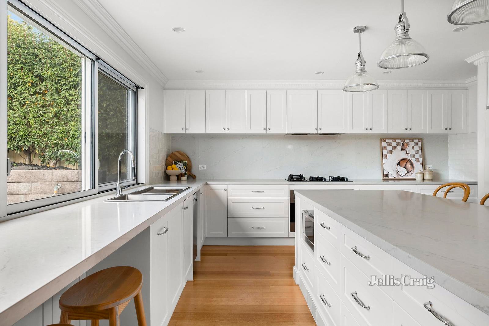 25 Loeman Street, Strathmore image 6