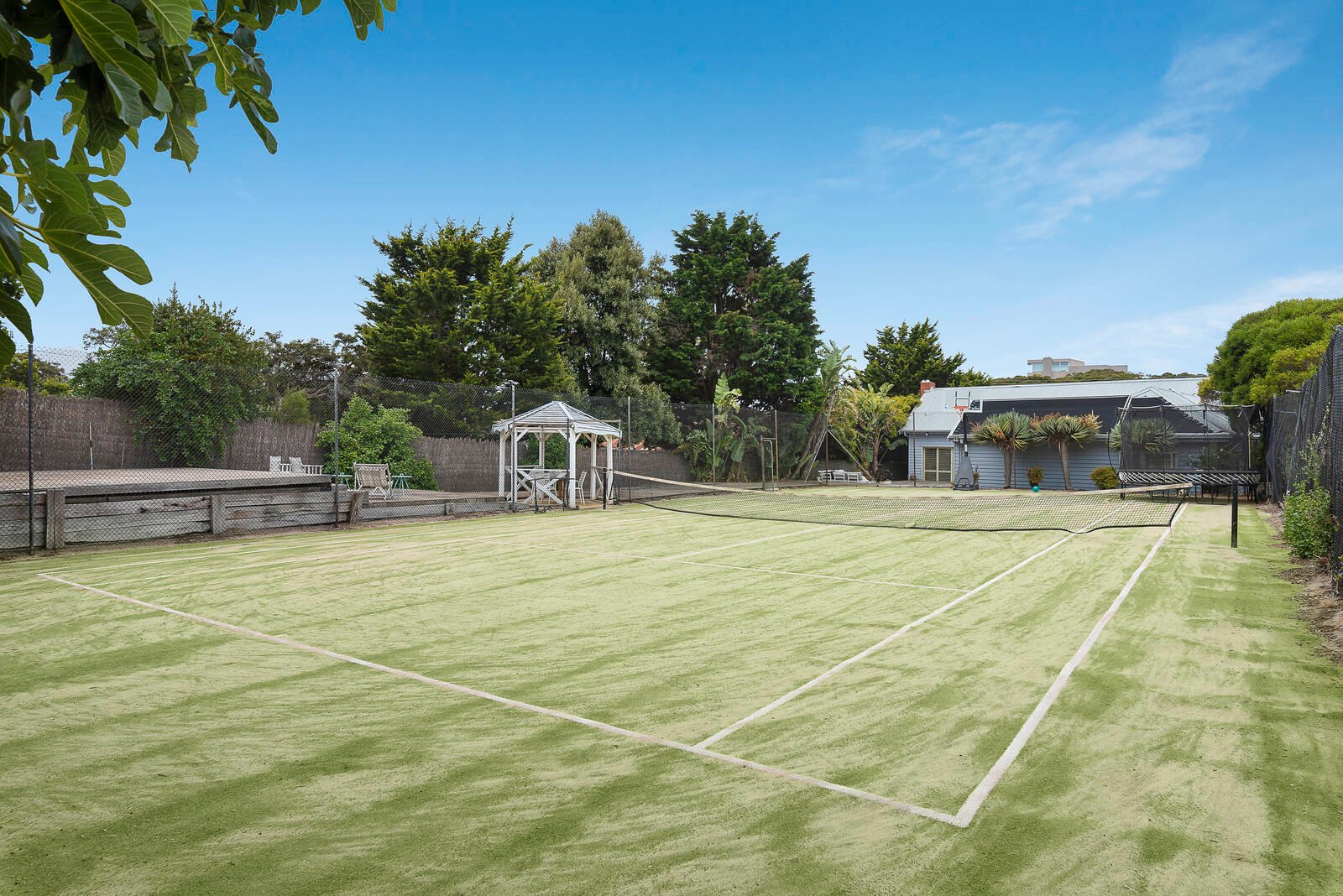Property Gallery Thumbnail 11