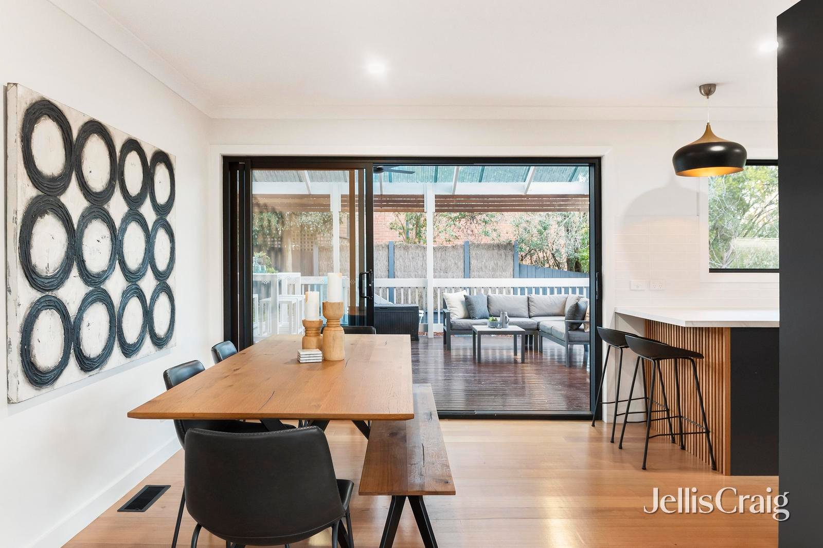 25 Long View Road, Croydon South image 3