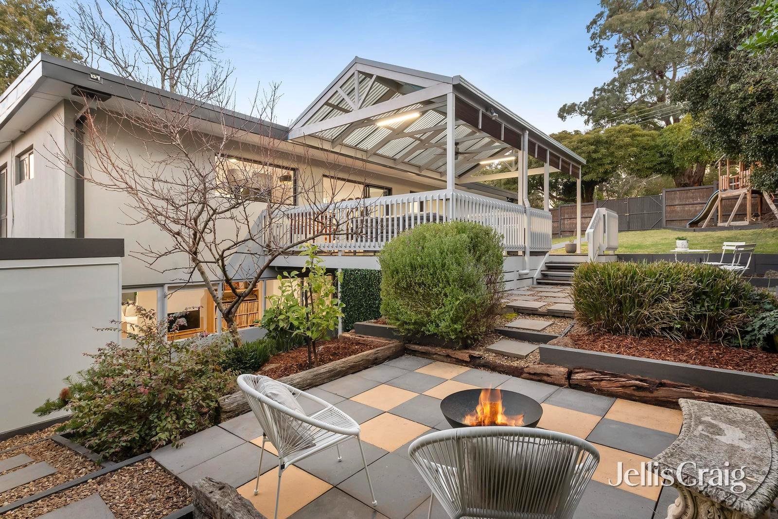 25 Long View Road, Croydon South image 16