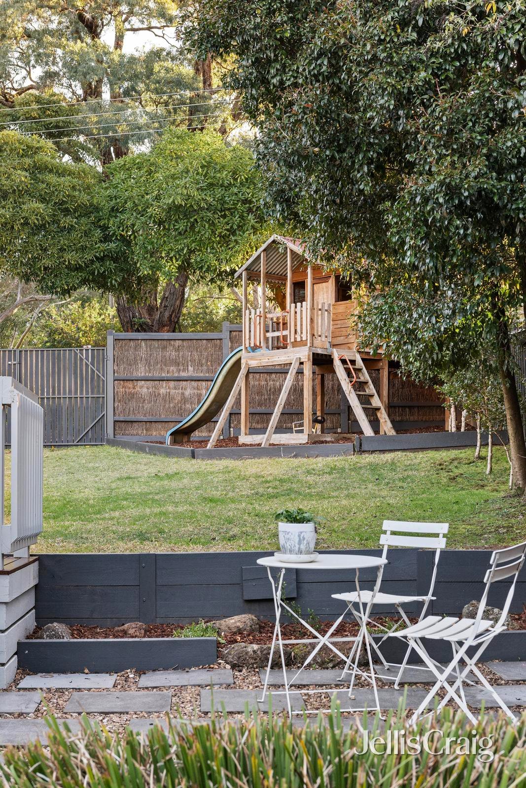 25 Long View Road, Croydon South image 17