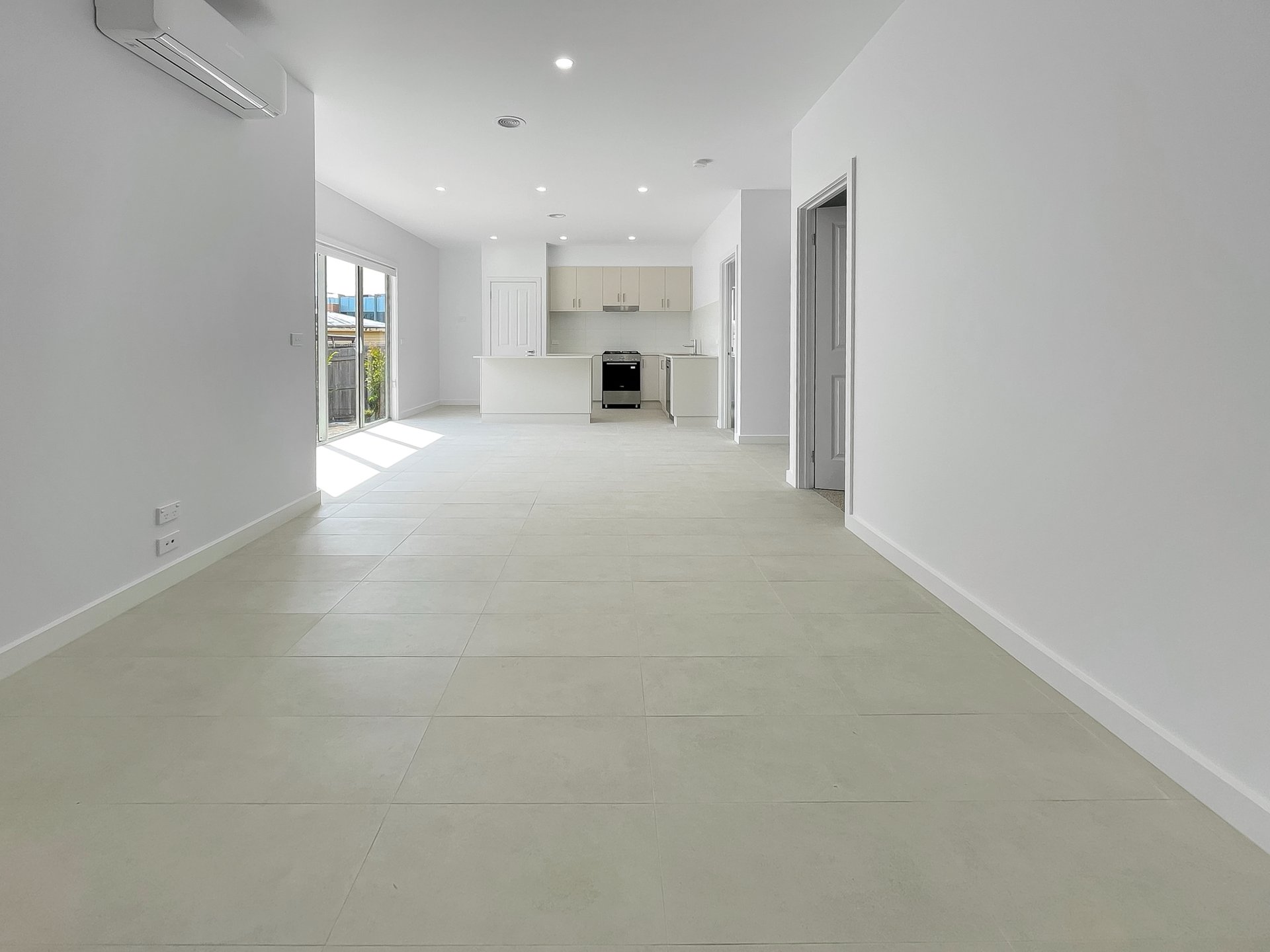 Property Gallery Thumbnail 2