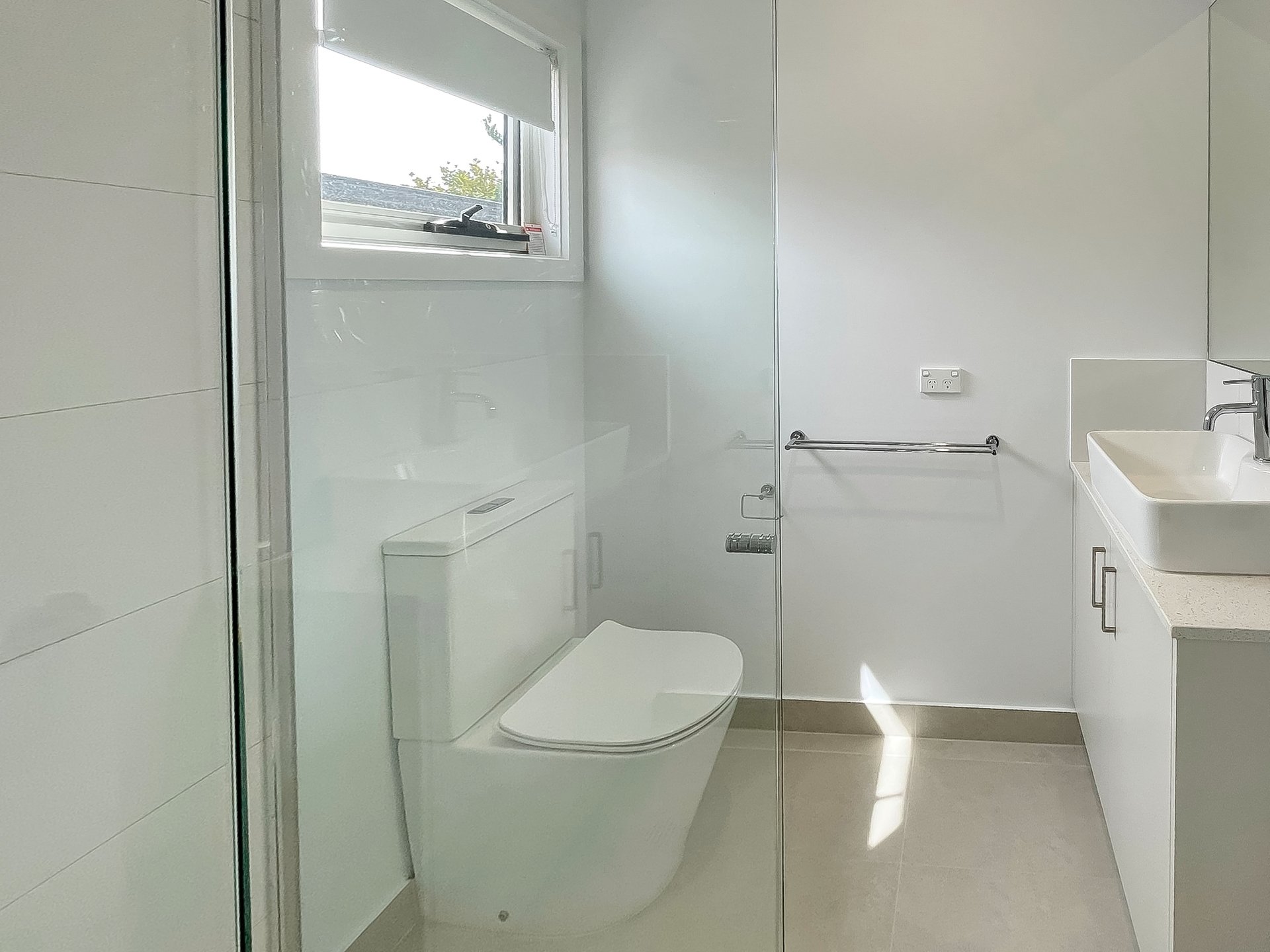 Property Gallery Thumbnail 6