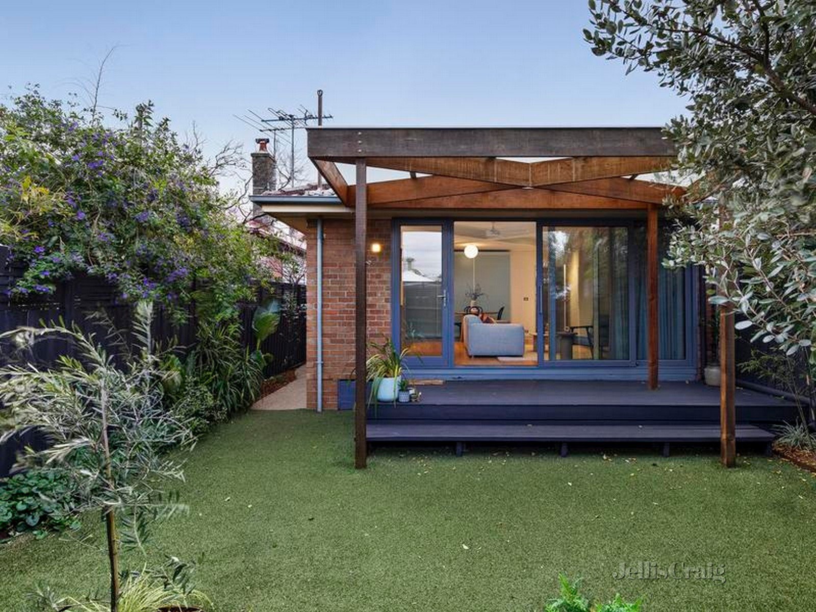 25 MacFarland Street, Brunswick image 12