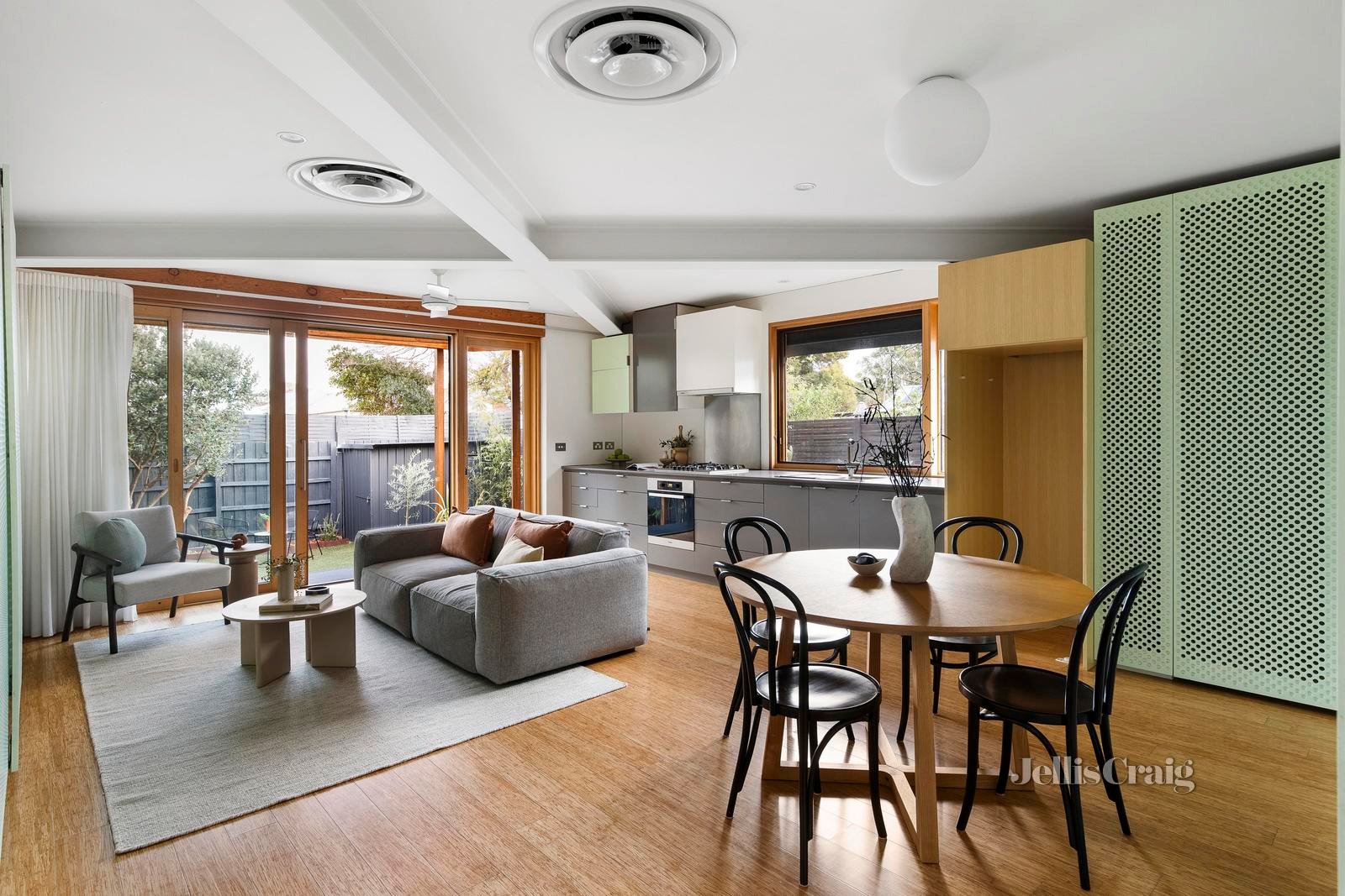 25 Macfarland Street, Brunswick image 9