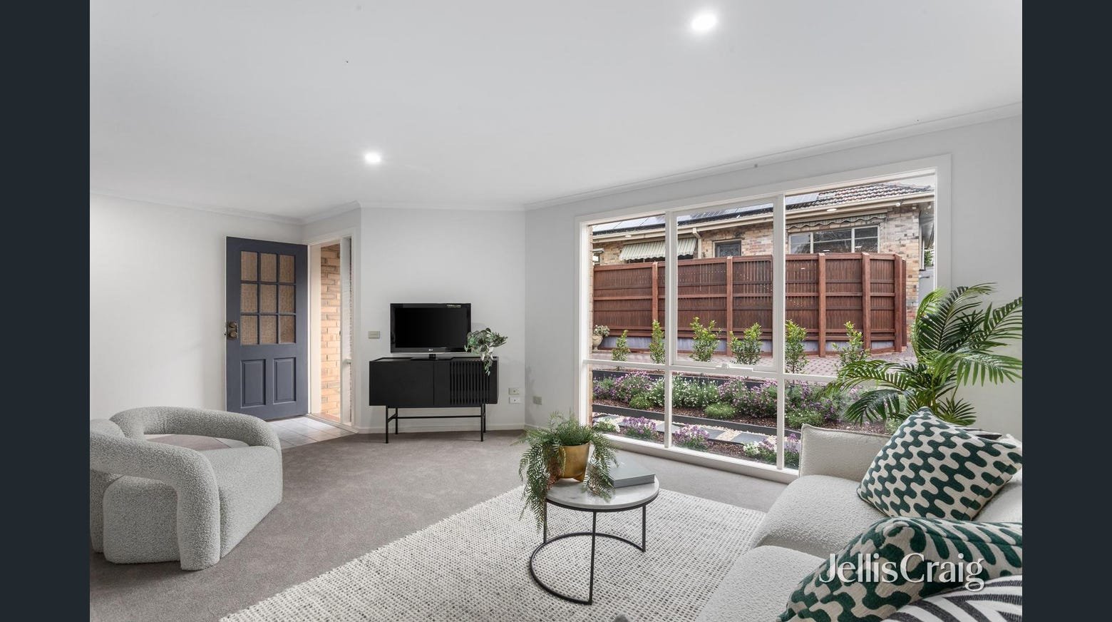 2/5 Madang Avenue, Balwyn image 3