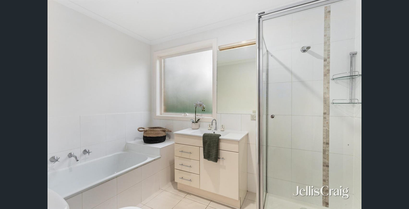 2/5 Madang Avenue, Balwyn image 7