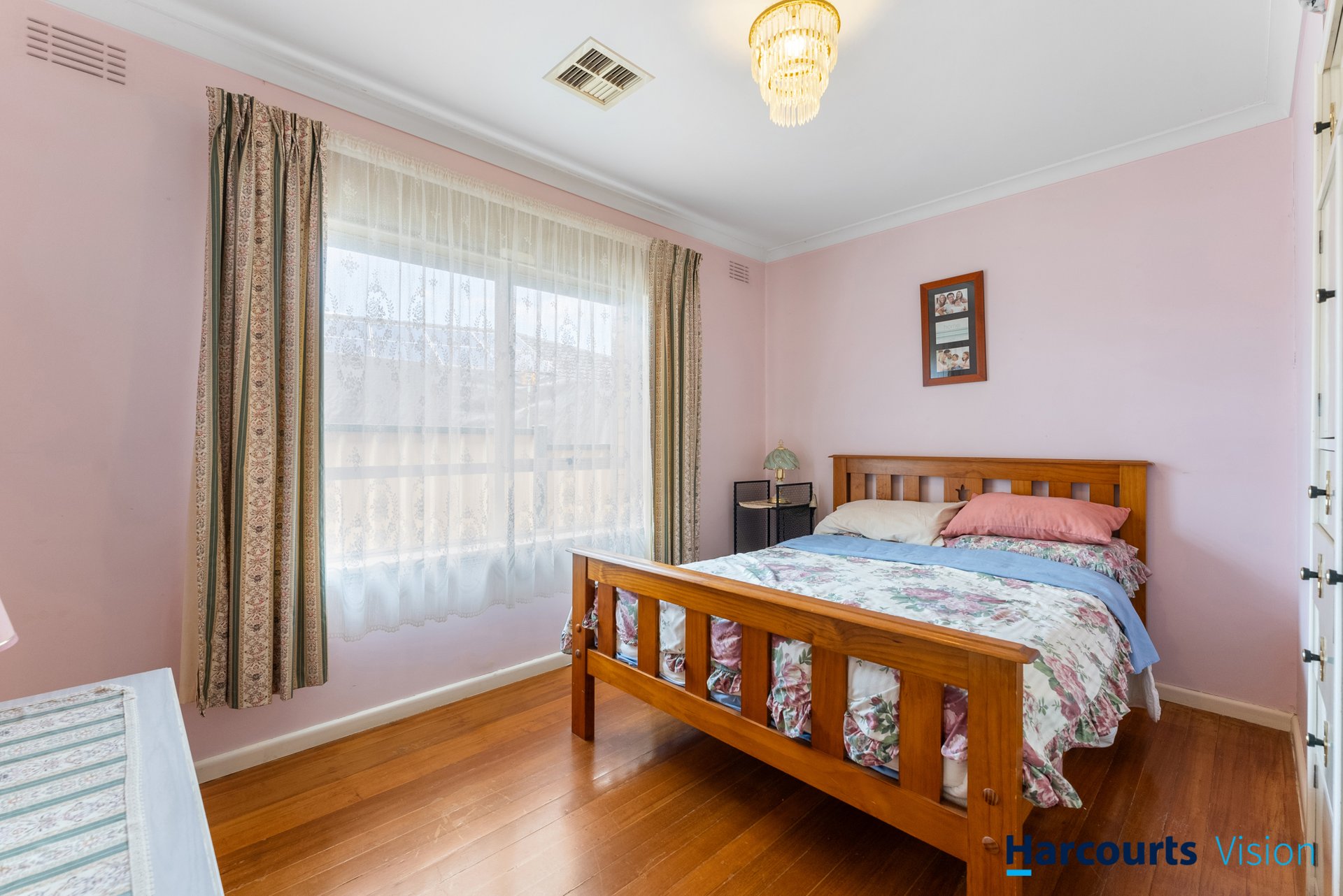 25 Mark Street, Keilor East image 8