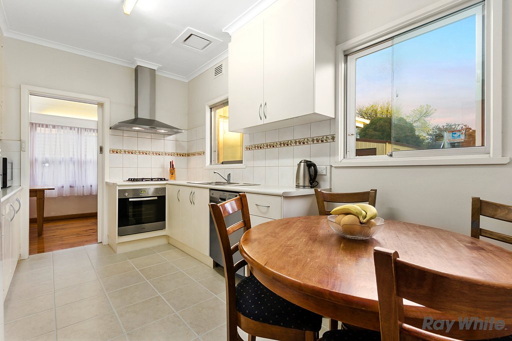 25 Marshall Road, Box Hill North image 2