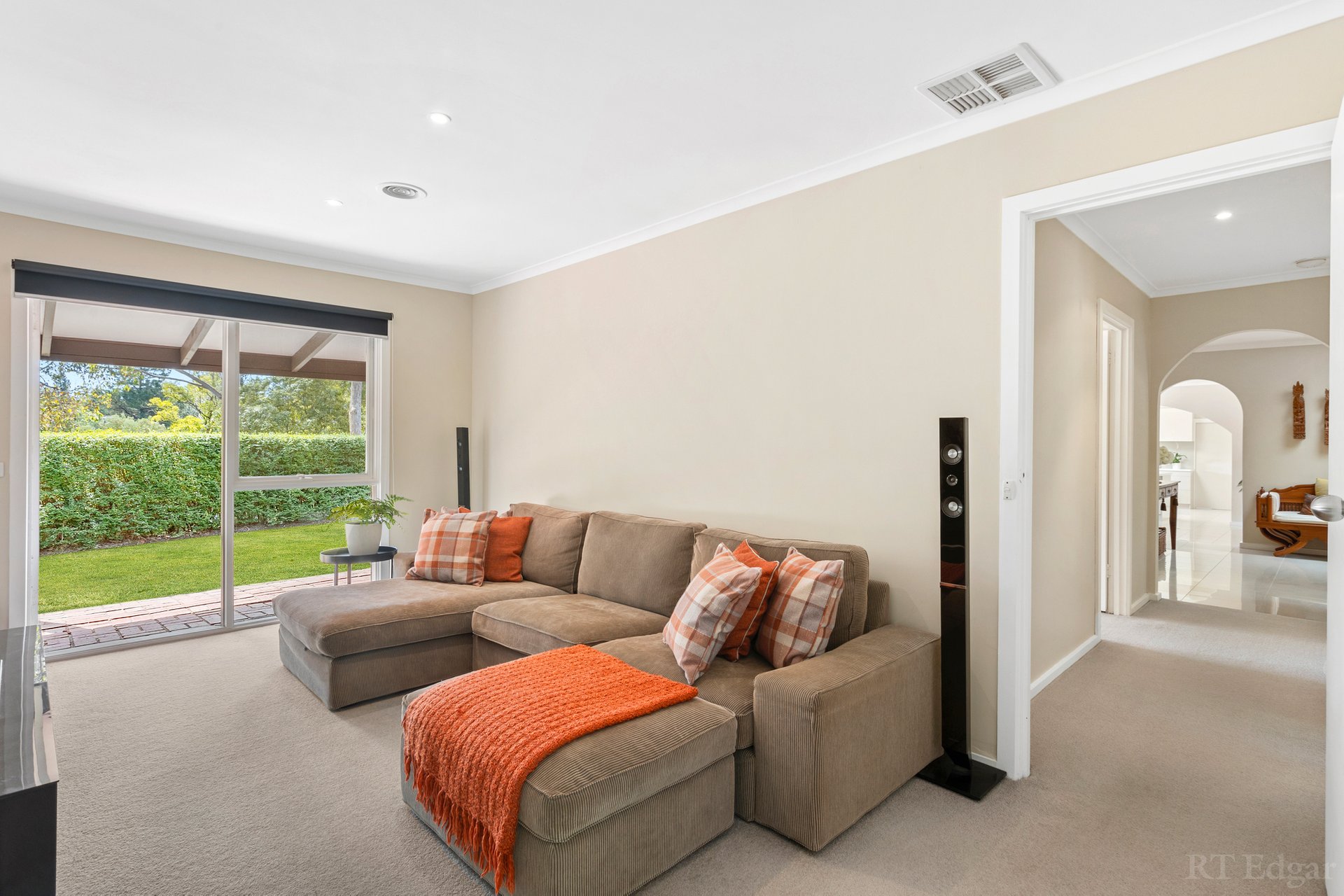 Property Gallery Thumbnail 7