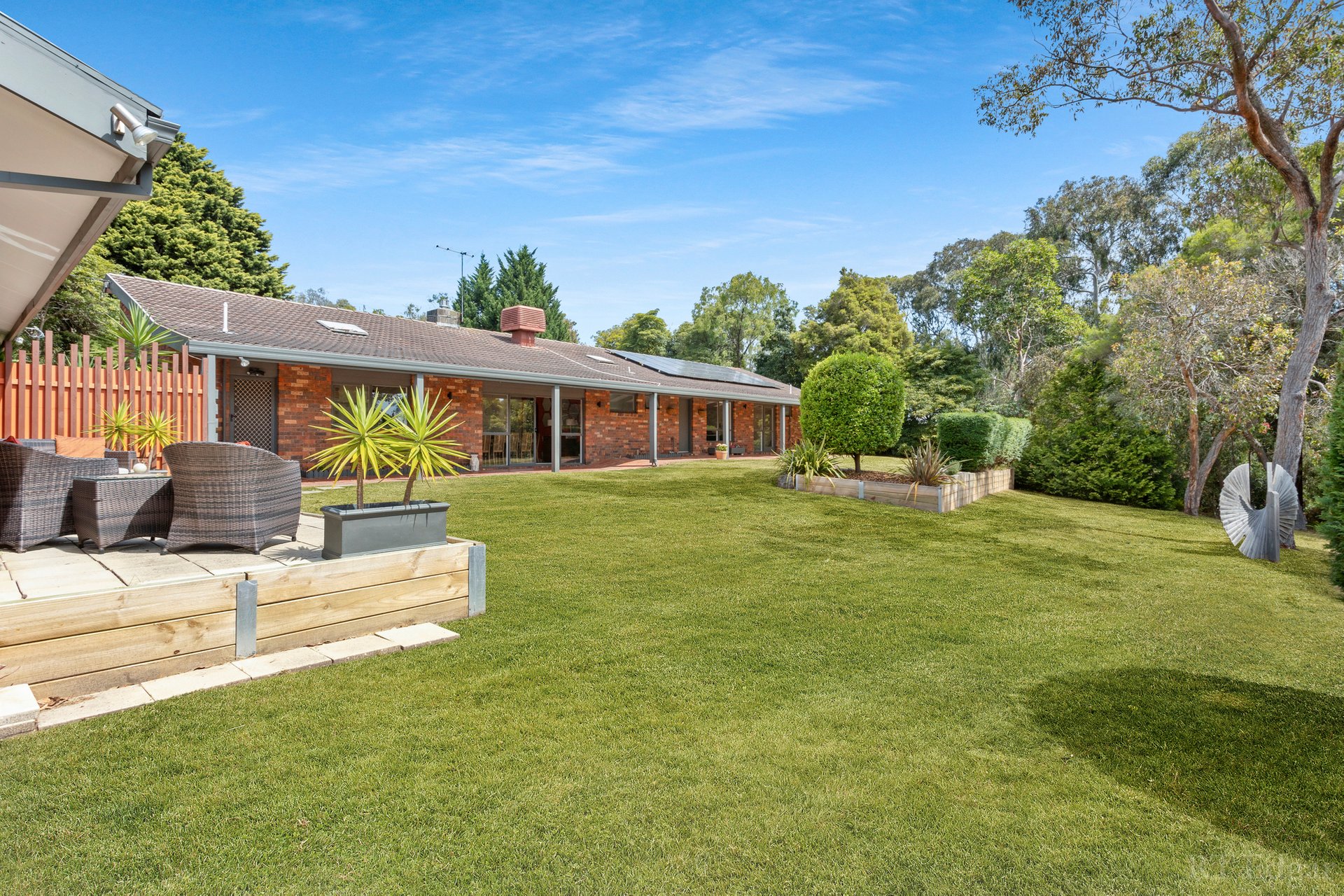 Property Gallery Thumbnail 9