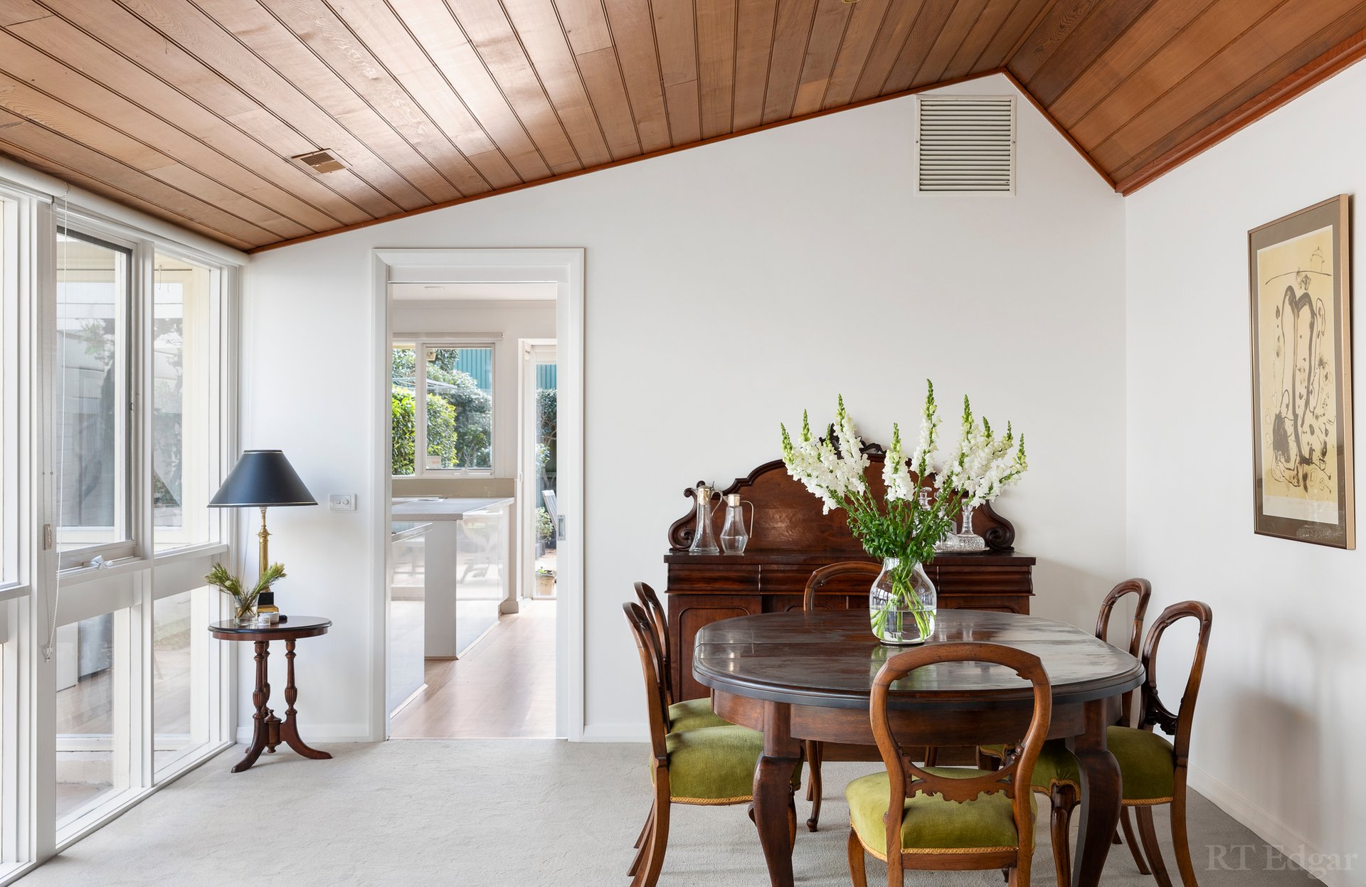 Property Gallery Thumbnail 6