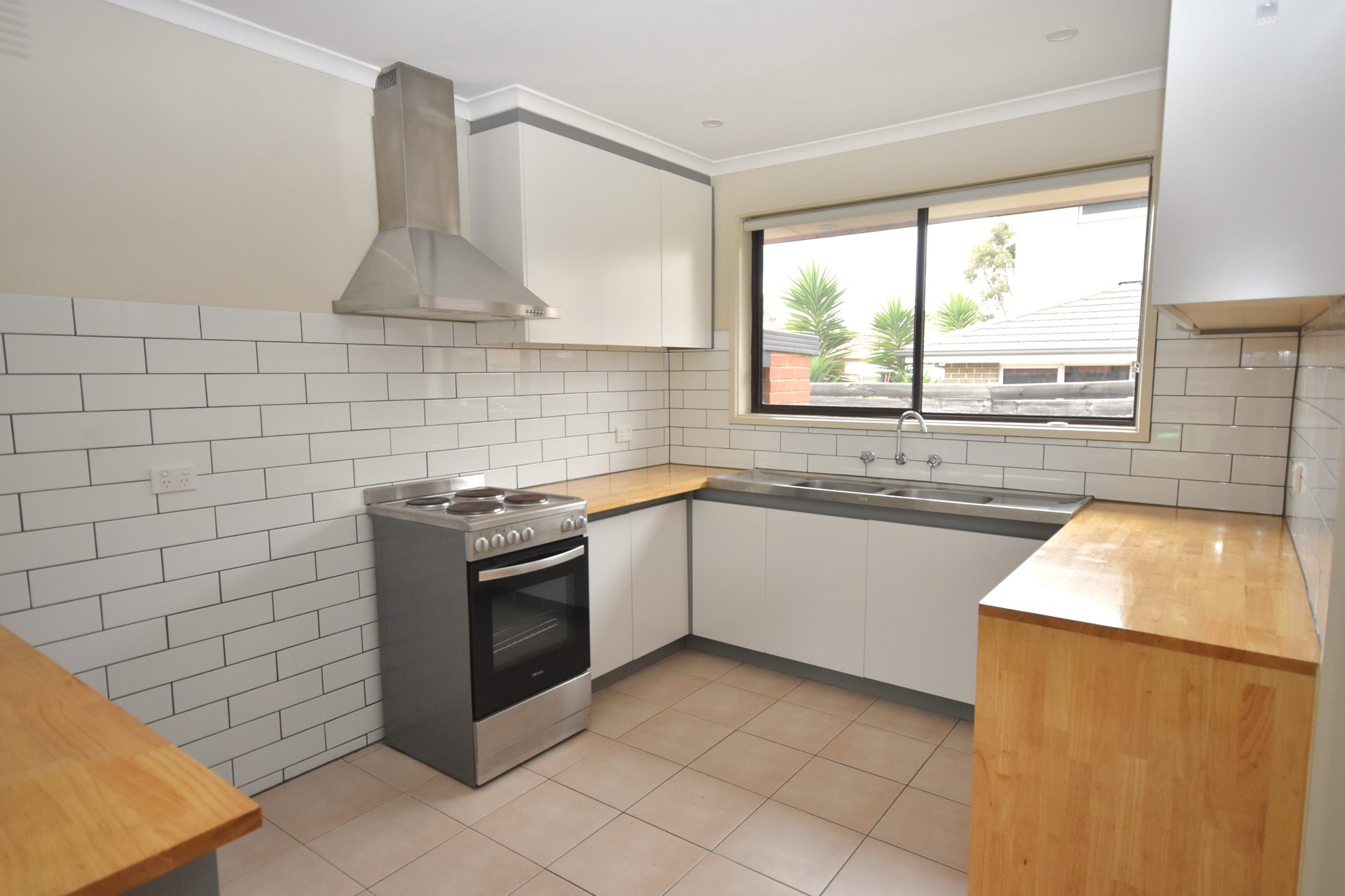 2/5 McComb Street, Lilydale image 5