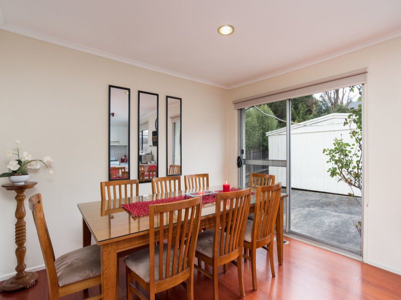 25 McDermott Avenue, Mooroolbark image 4