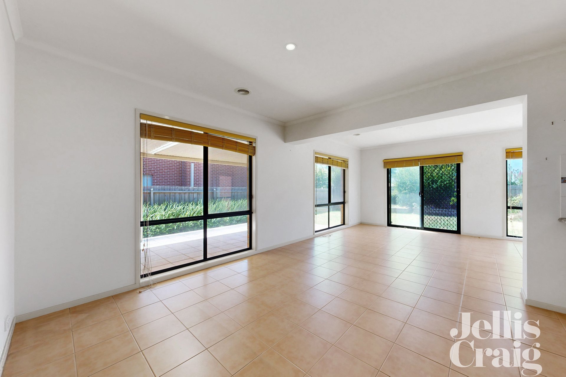 25 Midlothian Street, Malvern East image 5