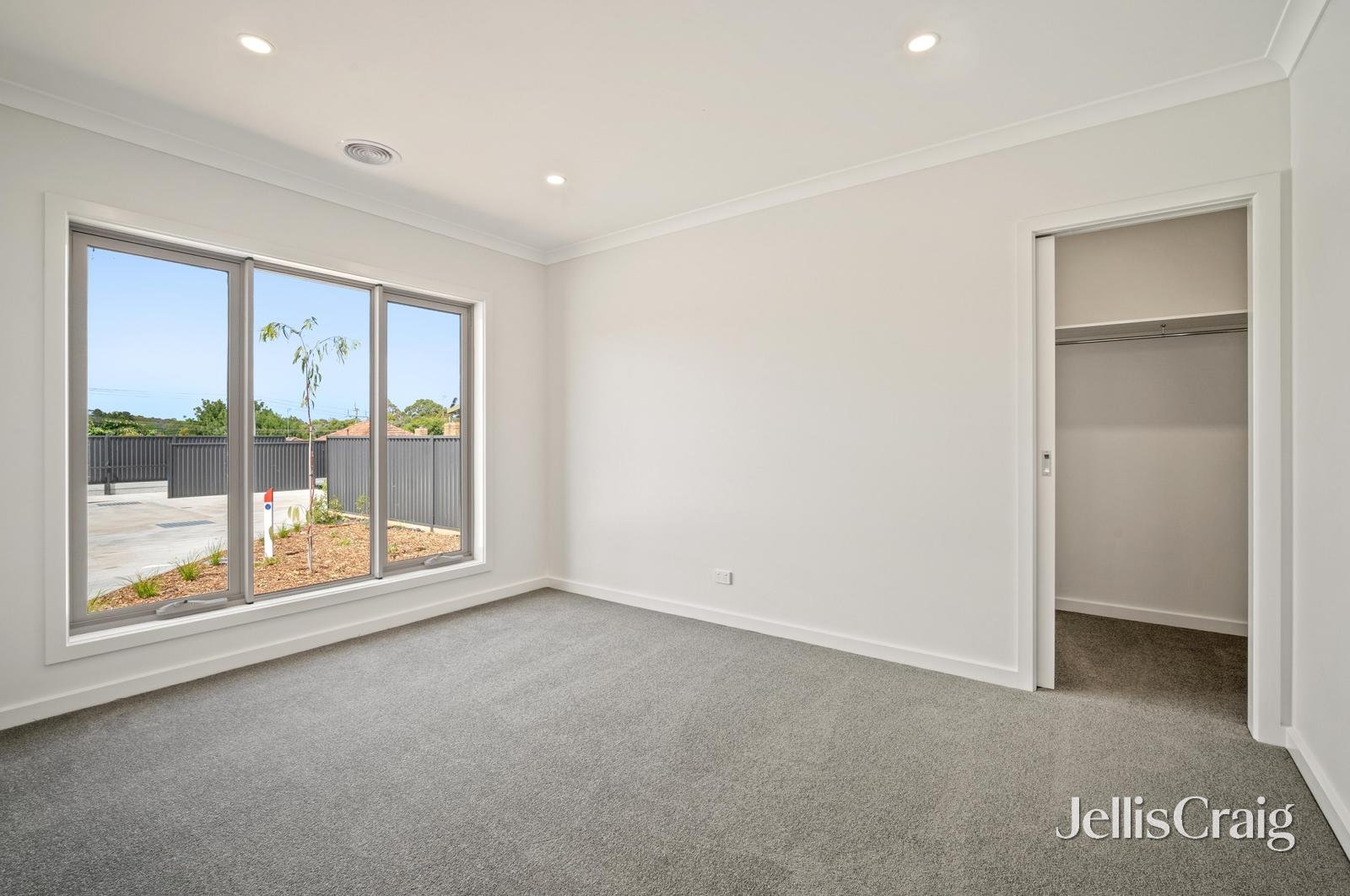 25 Miners Crescent, Ballarat East image 8