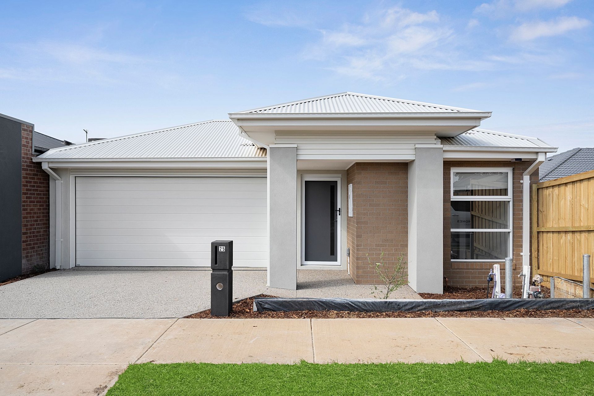 25 Modular Street, Charlemont image 1