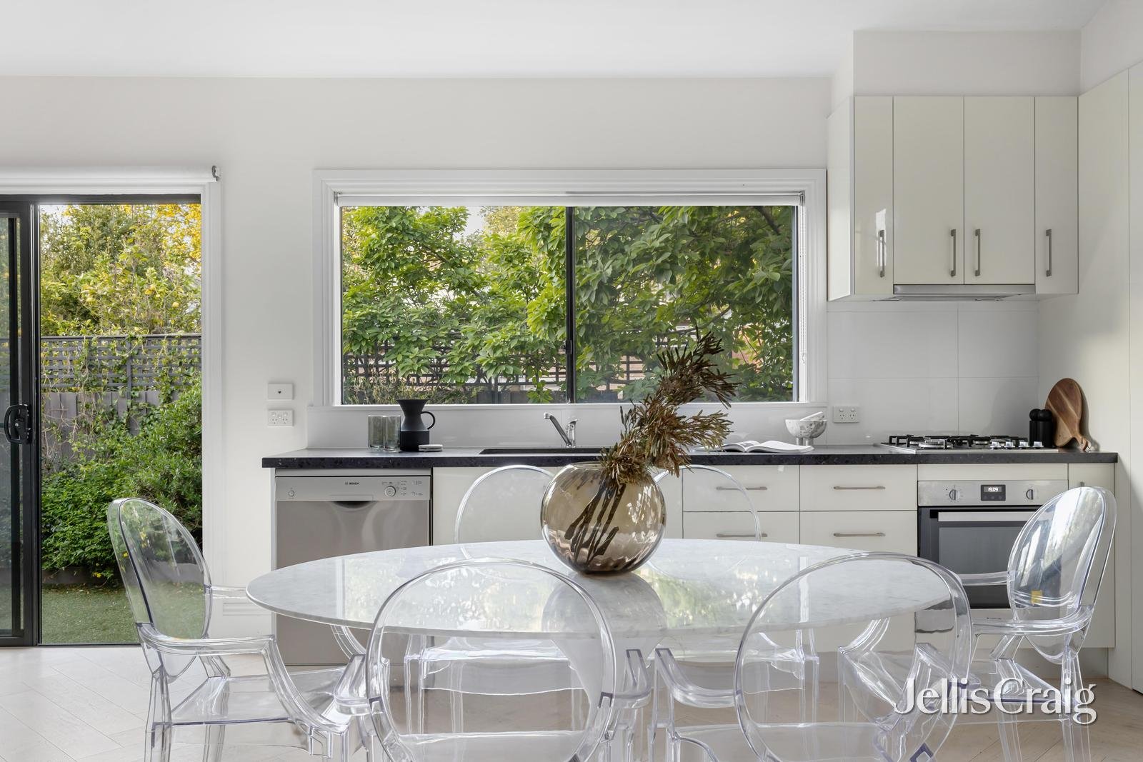 25 Molesworth Street, Prahran image 5