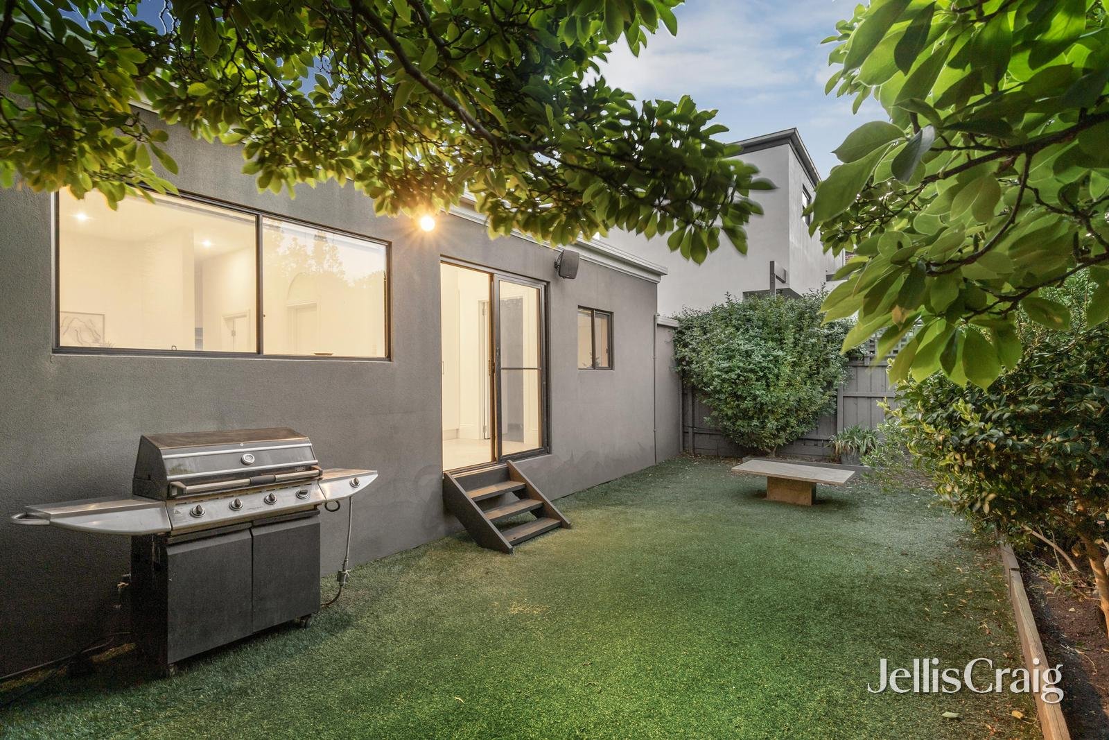 25 Molesworth Street, Prahran image 11