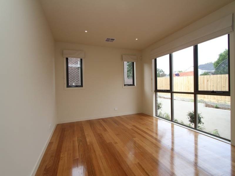 2/5 Moody Street, Balwyn&nbsp;North image 4