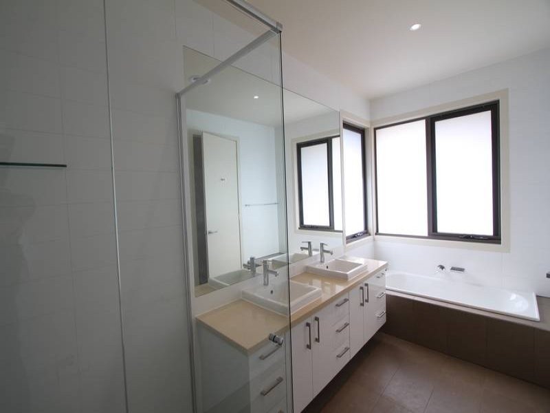 2/5 Moody Street, Balwyn&nbsp;North image 7
