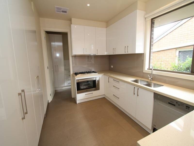 2/5 Moody Street, Balwyn&nbsp;North image 8