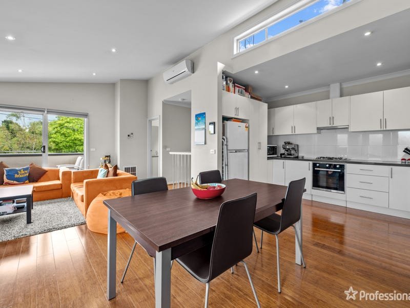 2/5 Narcissus Avenue, Boronia image 3