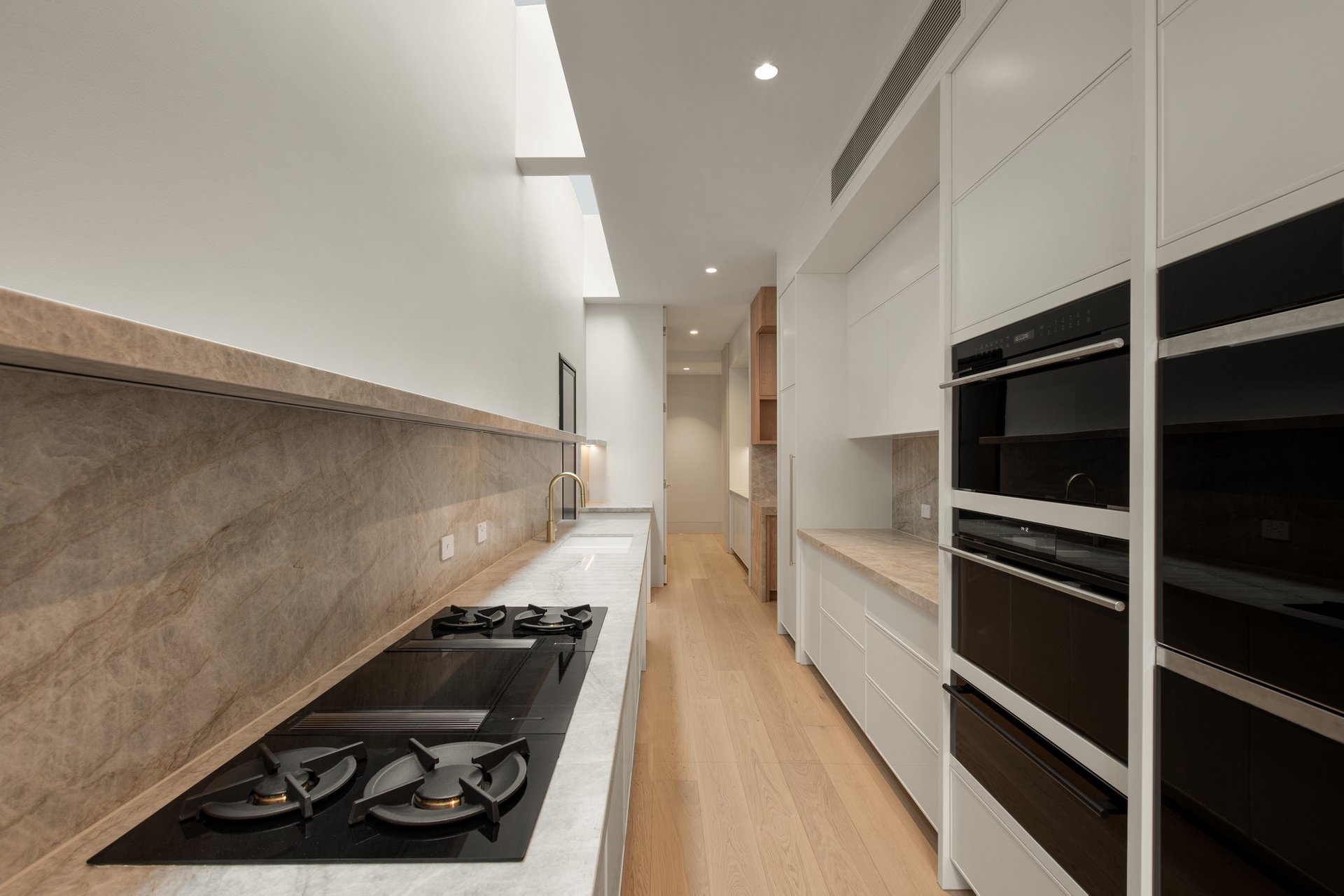 Property Gallery Thumbnail 9