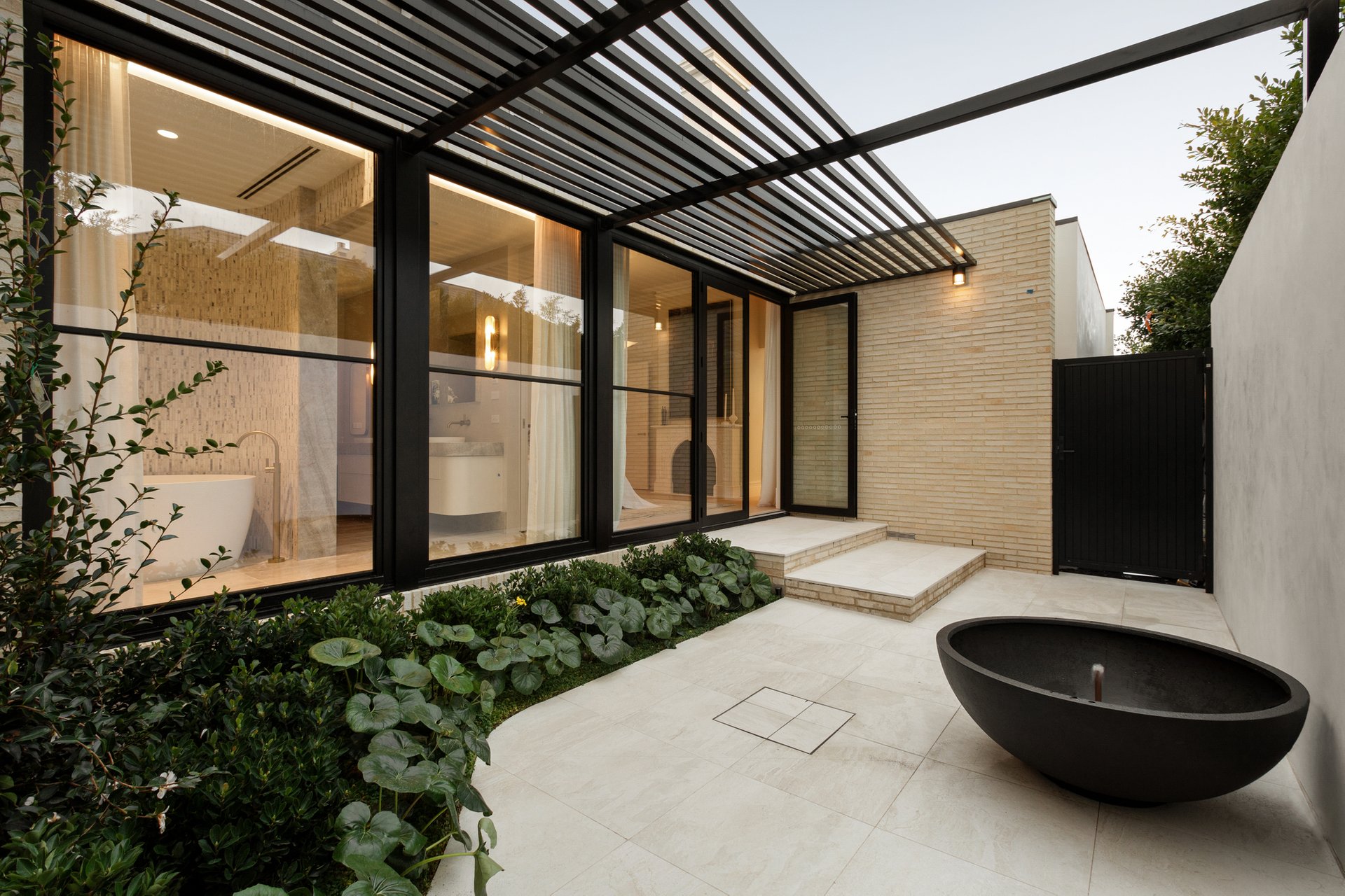 Property Gallery Thumbnail 16