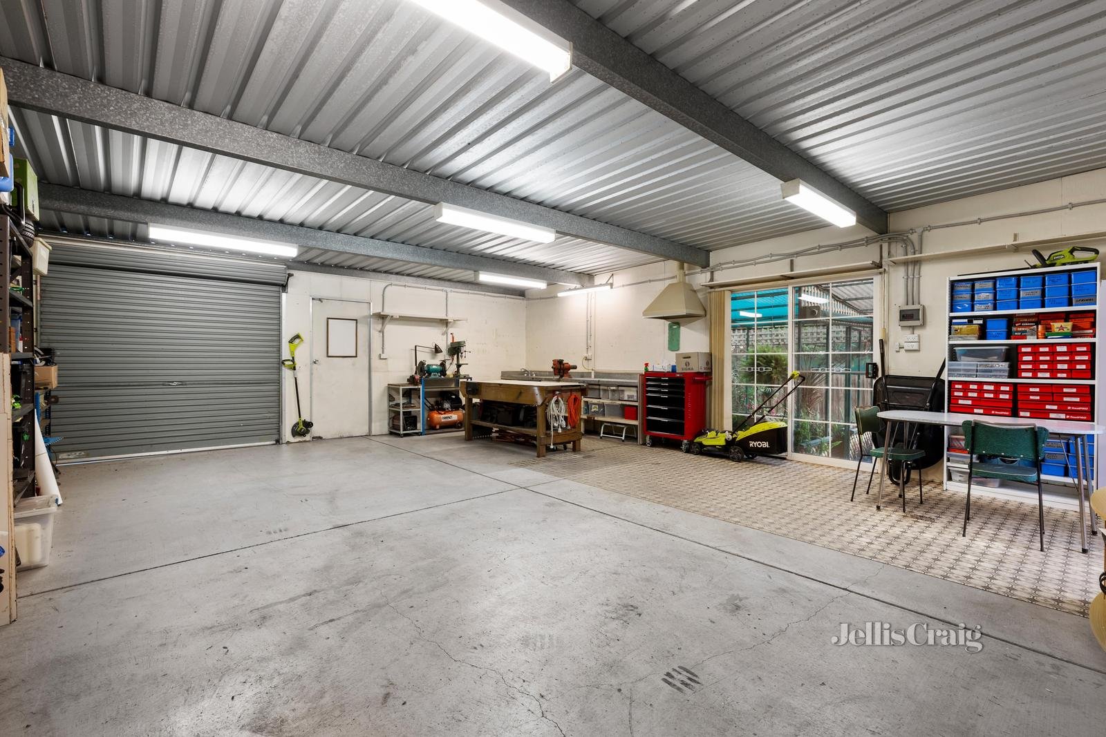 25 Nymph Street, Mitcham image 12