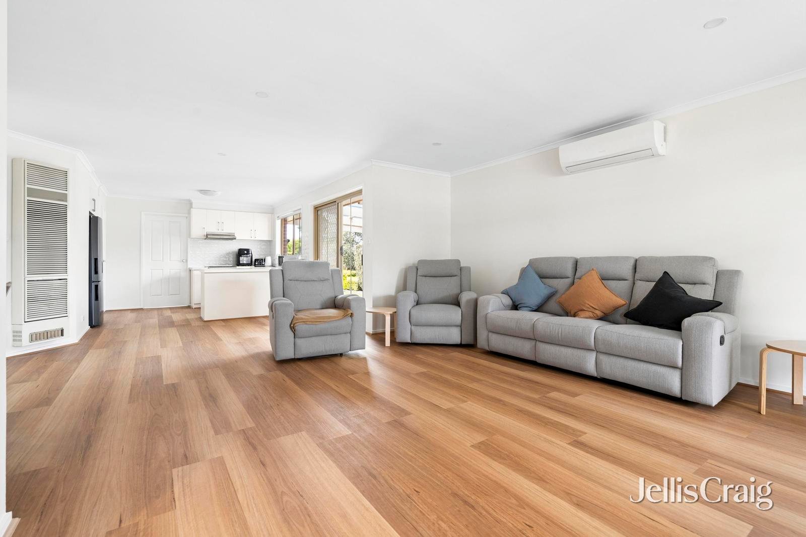 25 Odwyer Court, Lovely&nbsp;Banks image 3