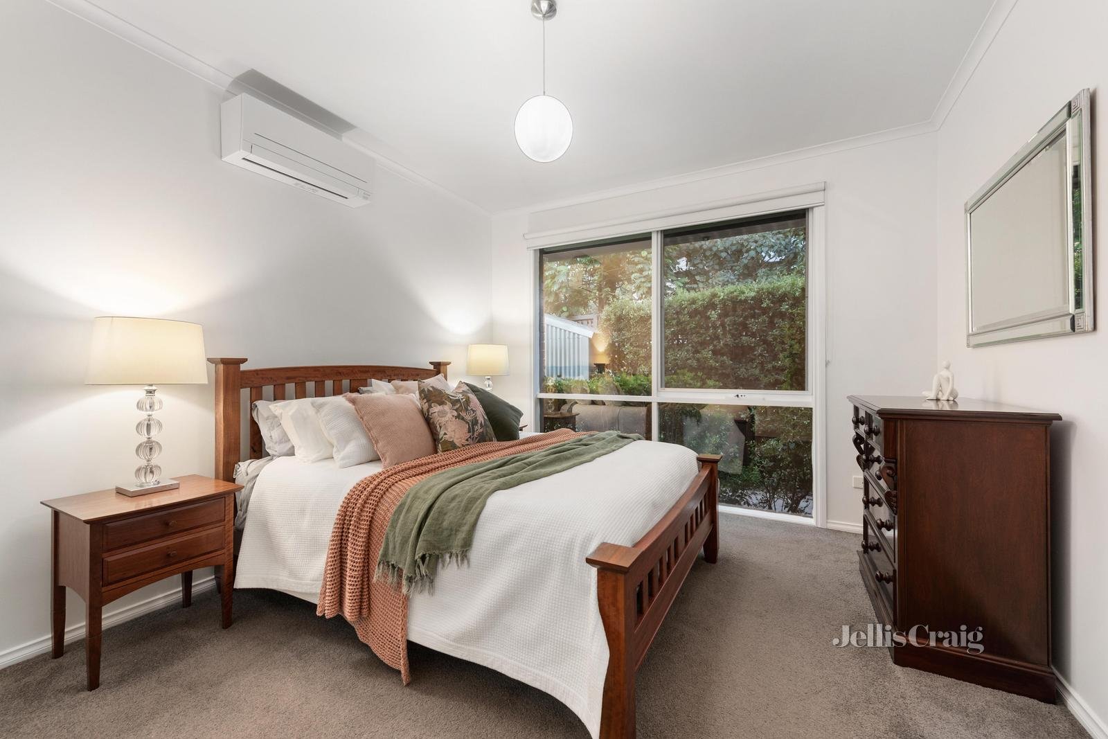 2/5 Payne Street, Surrey Hills image 7