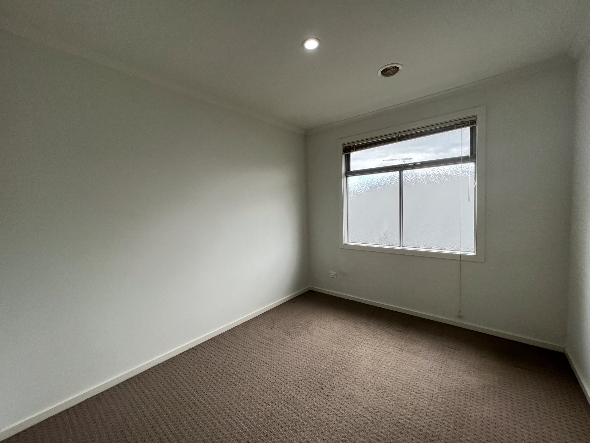 2/5 Peter Street, Grovedale image 7