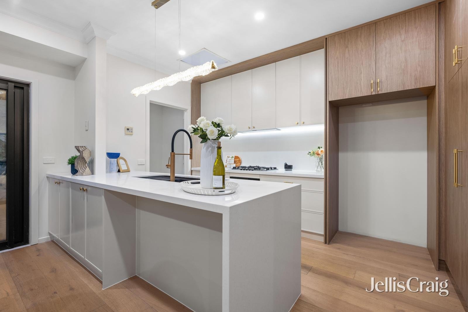 2/5 Peveril Street, Glen&nbsp;Waverley image 5