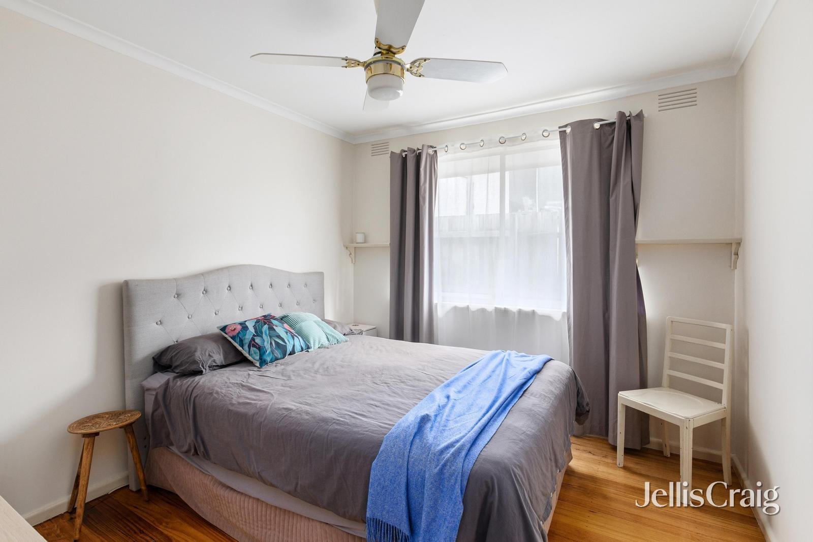25 Pinehills Drive, Greensborough image 10