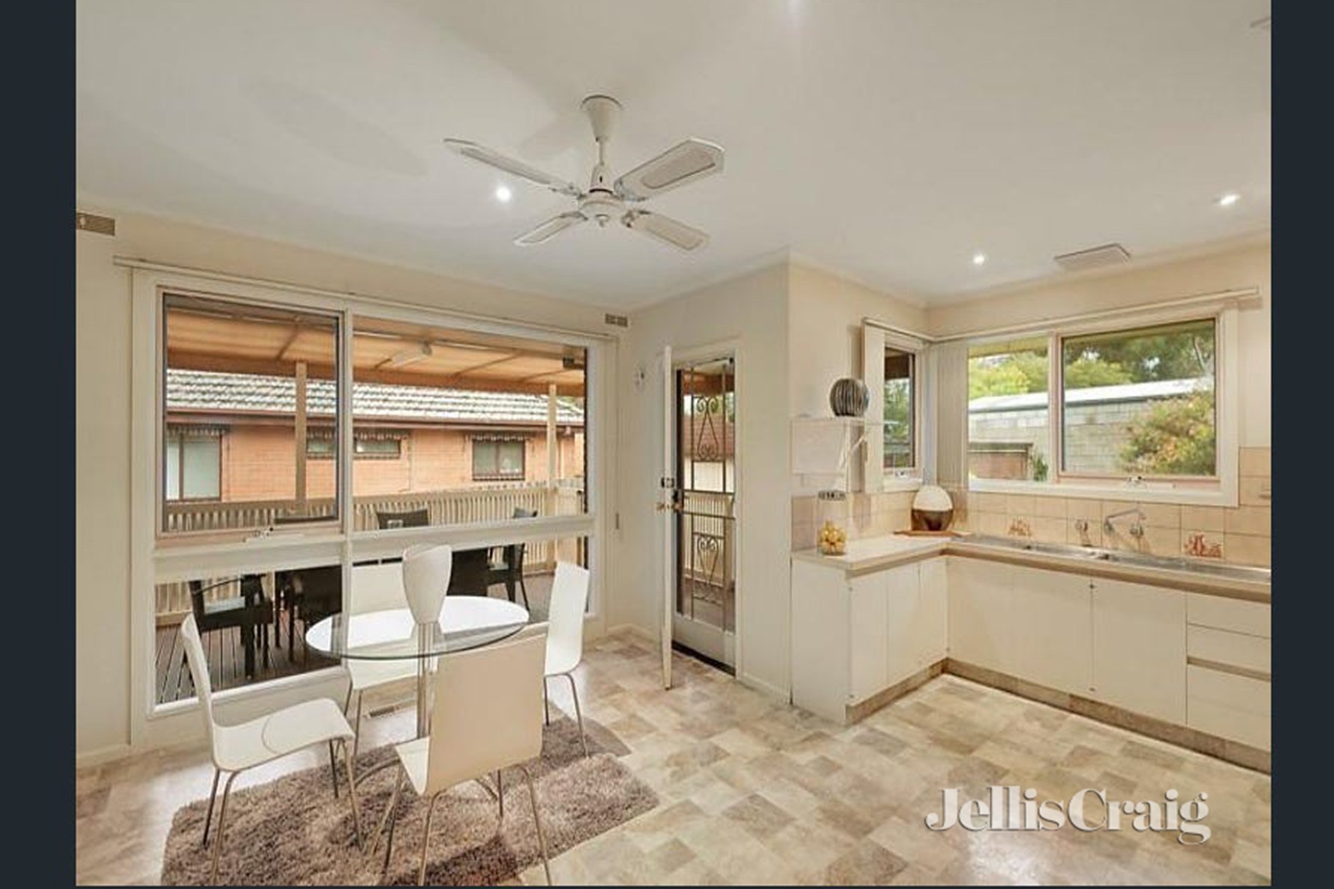 25 Plenty Ln, Greensborough image 5