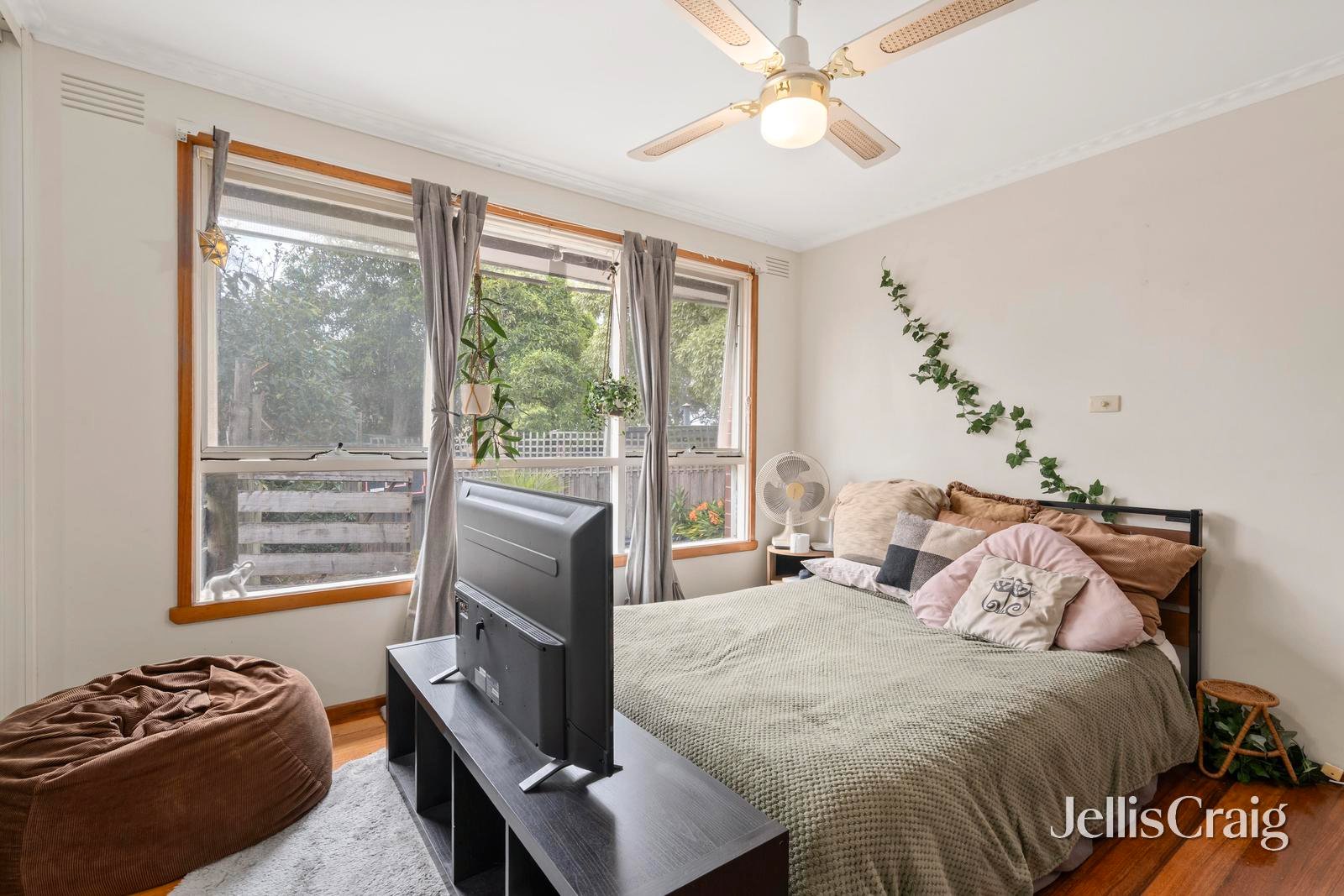 25 Poynton Avenue, Ringwood image 6