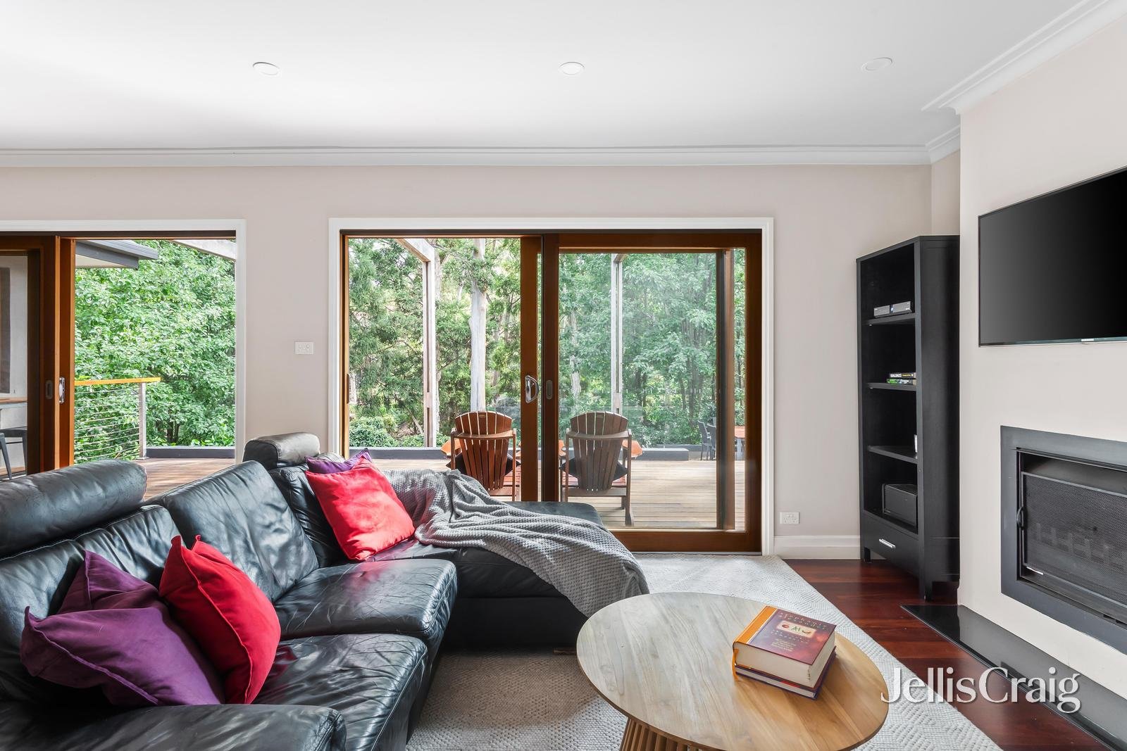 25 Rose Avenue, Surrey&nbsp;Hills image 5
