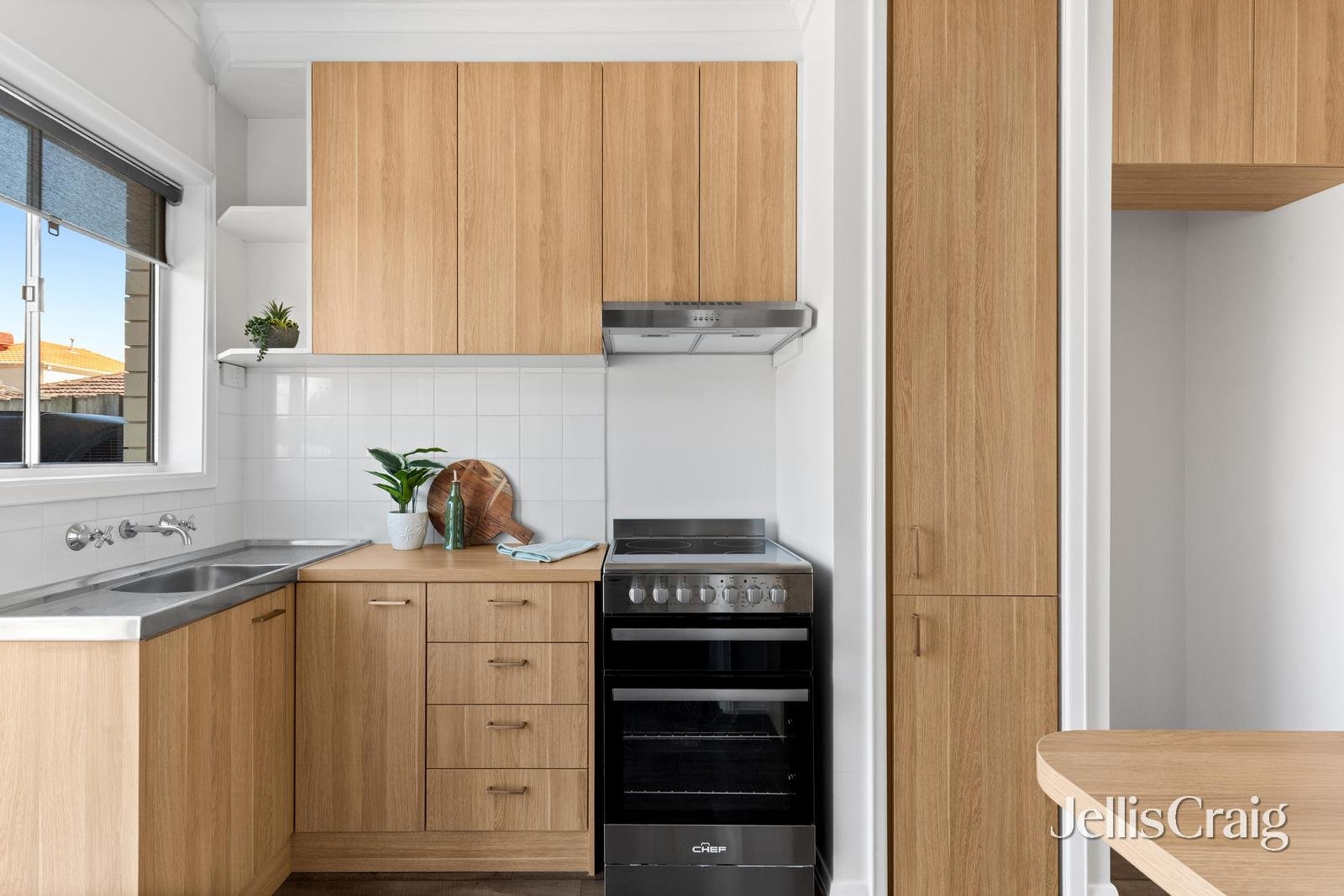 2/5 Rose Street, Altona image 3