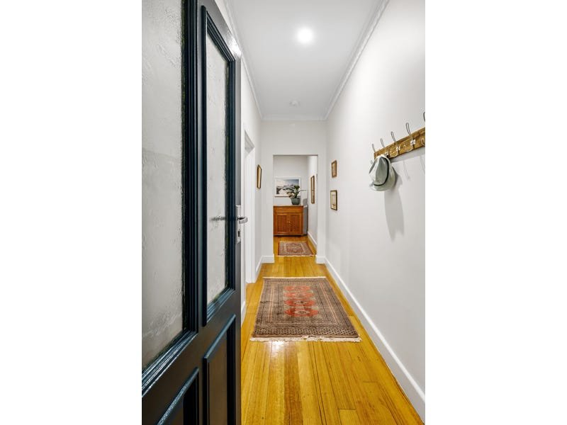 Property Gallery Thumbnail 9