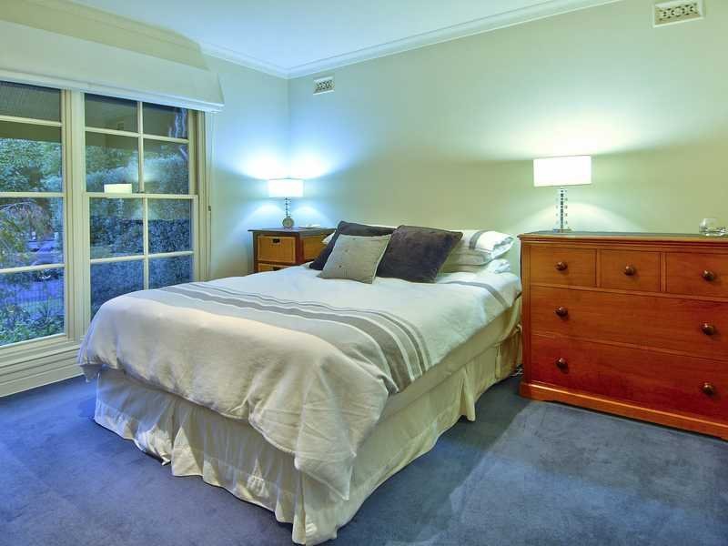 25 Seaview Parade, Belmont image 5