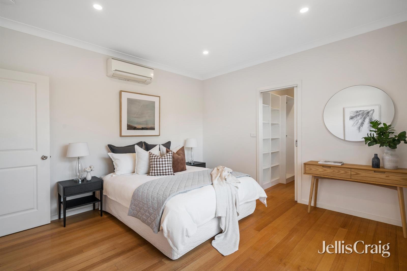 2/5 Selby Street, Mount&nbsp;Waverley image 6
