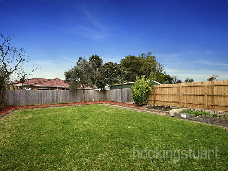 25 Shafer Road, Blackburn North image 8