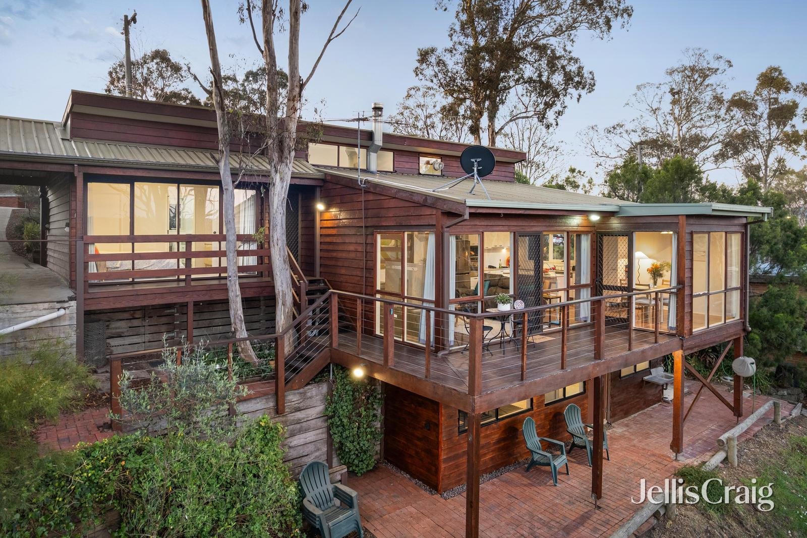 25 Shanklin Street, Hurstbridge image 1